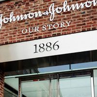 EU alerta sobre riesgo de trastorno neurológico con la vacuna de Johnson & Johnson