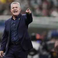Javier Aguirre amenaza con dejar fuera del Mundial a jugadores que no se reporten a concentración