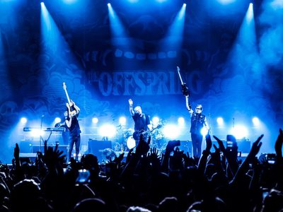 The Offspring, punk rock brutal en el Pepsi Center