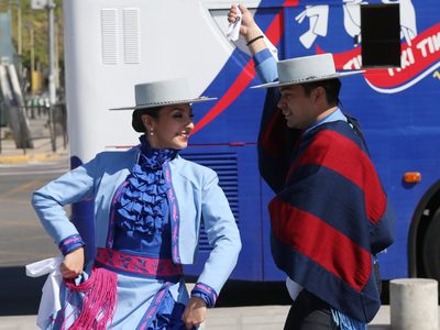Chile conmemora sus segundas Fiestas Patrias en pandemia, aunque sin cuarentena