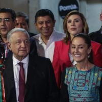 “Claudia no es corrupta y le tiene amor al pueblo”: AMLO sobre la aspirante presidencial