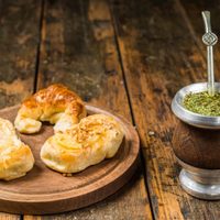 Facturas de crema pastelera y dulce de leche: la receta fácil e ideal para el mate
