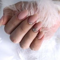Nail Art: no más colores navideños, la nueva tendencia en manicura fácil de copiar que promete ser furor para las fiestas