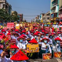 Myanmar paga un alto precio por su democracia con otros 6 manifestantes fallecidos