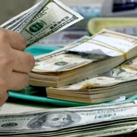 Otra vez en alza: así cotiza el dólar este lunes 8 de junio