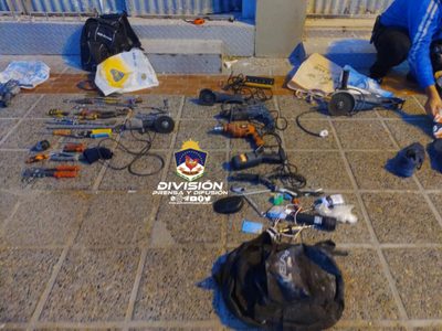 Detuvieron a un hombre que intentó huir tras robar en una obra de construcción