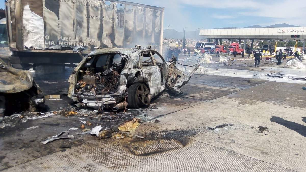 El accidente en la caseta San Marcos de la autopista México-Puebla