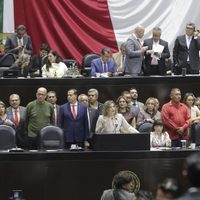 PT y Verde querían seguir nombrando plurinominales y rechazaban menos dinero a partidos: Sheinbaum