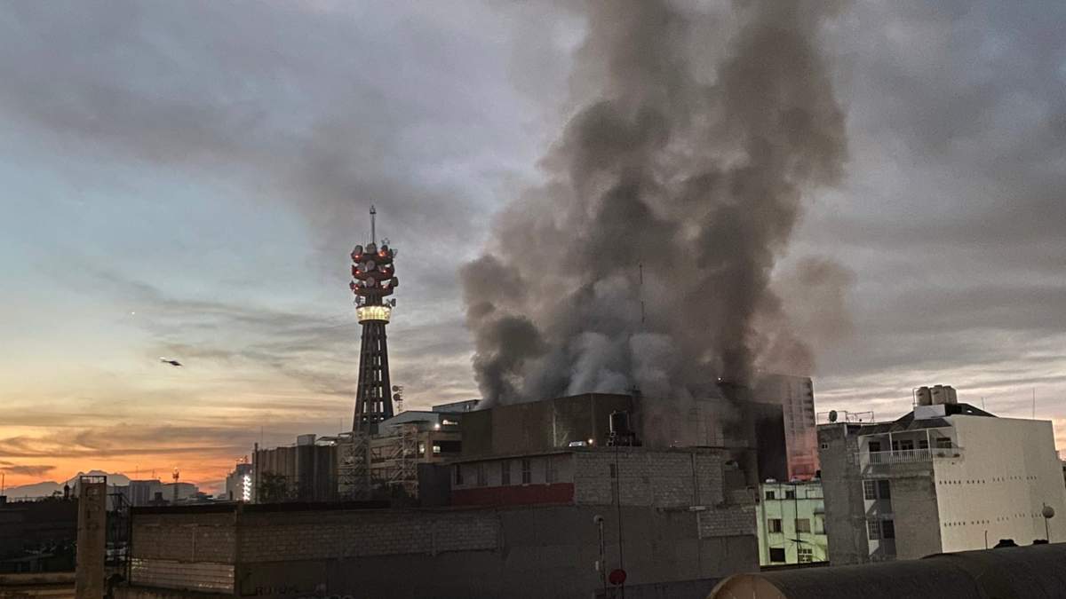 El incendio en el edificio del Puesto Central de Control I (PCCI), en la colonia Centro de la CDMX