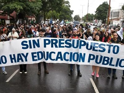 Milei no enviará dinero para recomponer salarios de las universidades e irá a la Corte