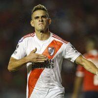 Alerta en River: los cuatro clubes interesados en Rafael Santos Borré