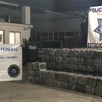 Decomisan dos toneladas de mariguana transportadas en un tractocamión en Saltillo
