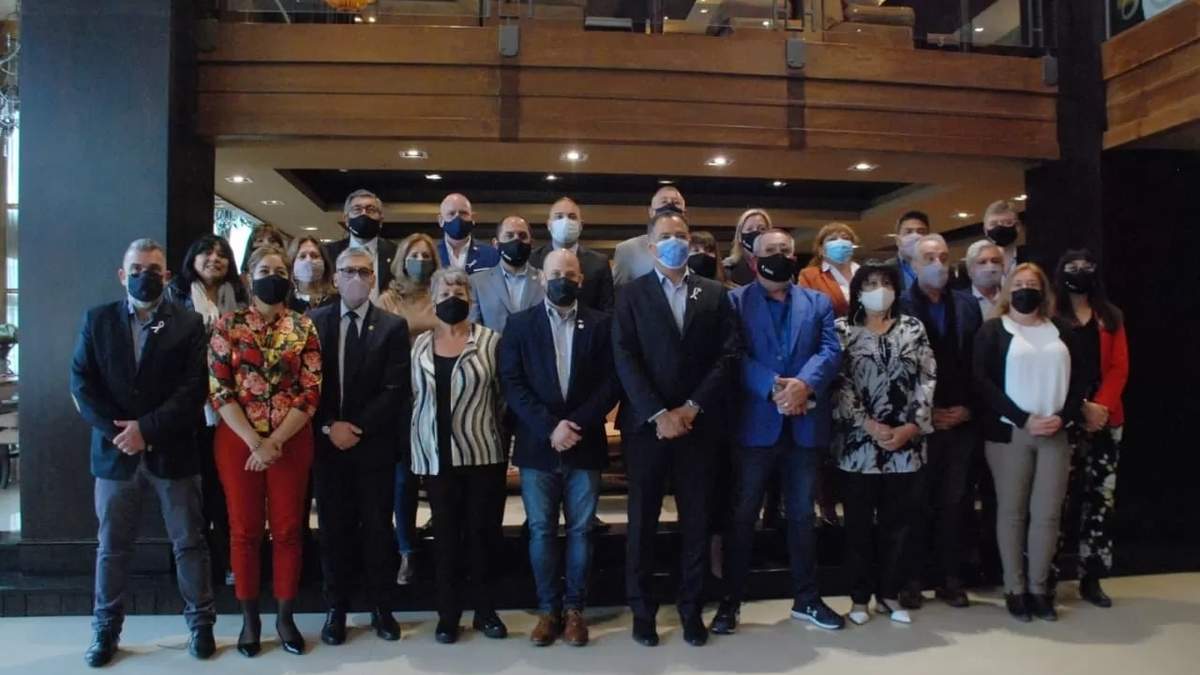Los miembros del Parlamento Patagónico. Fuente: (Twitter)
