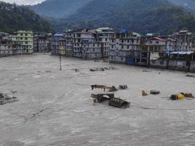 Se desborda lago glaciar en India; al menos 41 muertos