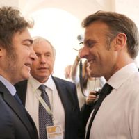 Javier Milei viaja a Francia y habrá una reunión bilateral con Emmanuel Macron