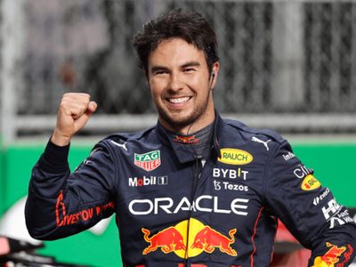 No se fue del todo: el nuevo rol que tendrá Checo Pérez en Red Bull en 2025