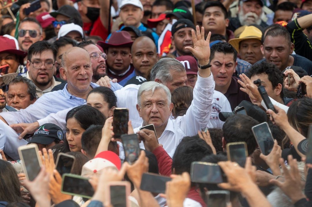AMLO MANITA