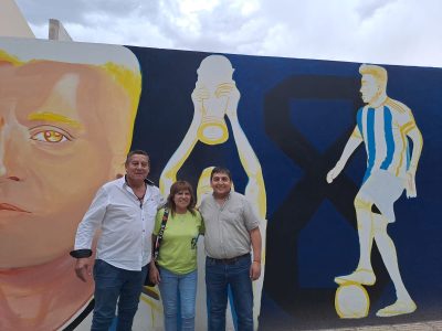 Vandalizaron un mural del Huevo Acuña en la capital