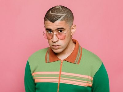 ¿Es irresponsable? Bad Bunny termina lastimado luego de este exagerado baile ¡Bájale un poco!