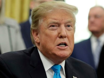 Un juez de EU desestima dos cargos contra Trump en el caso de presunta interferencia electoral