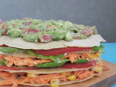 Torre de panqueques sin TACC: llevá todo el color y el sabor a tu mesa navideña con esta receta que es un 10