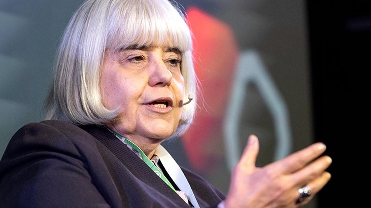 Irene Capusselli, Presidenta de AVIRA