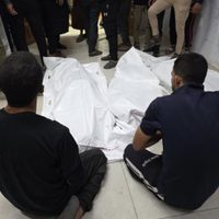 Autoridades de Gaza elevan a cerca de 375 los muertos por ataques de Israel pese al alto el fuego