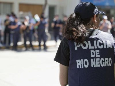 Restricción nocturna: desactivaron una fiesta clandestina en Cipolletti