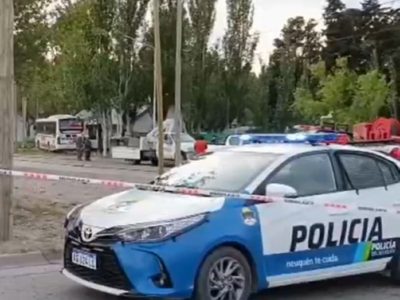 Choque de un colectivo de Koko provocó una fuga de gas en el barrio Militar