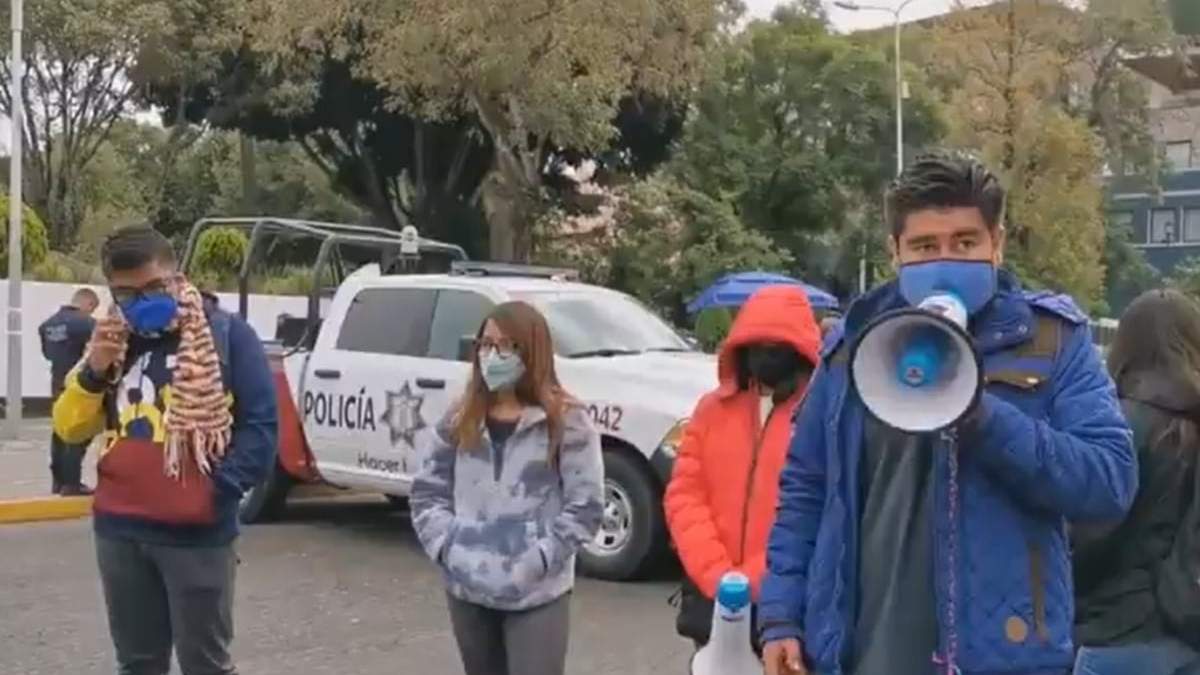 Los integrantes del Frente de Estudiantes Educación para Todos (FEET) denunciaron el desalojo
