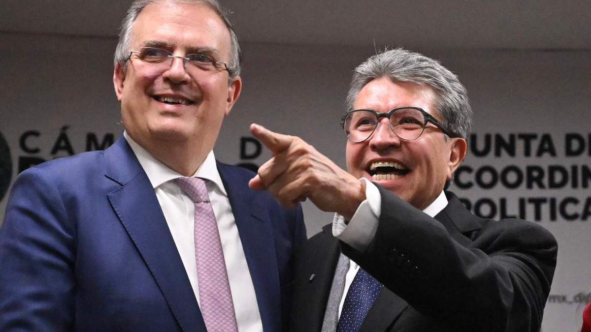 Marcelo Ebrard y Ricardo Monreal, este martes en San Lázaro