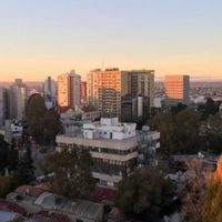 El clima seguirá caluroso pero con noches más frescas y vientos fuertes