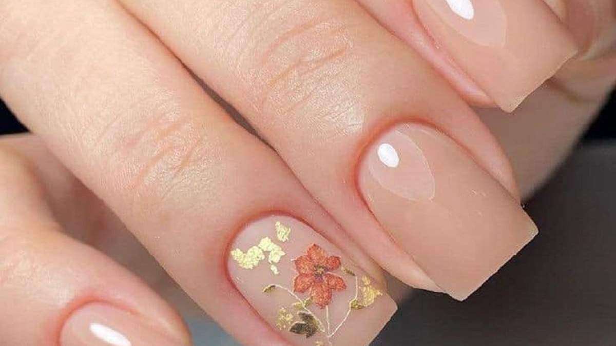 Diseño de Nail Art en nude. Fuente: (X)