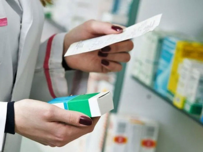 Los precios de los medicamentos se congelarán por un mes debido a la caída del consumo
