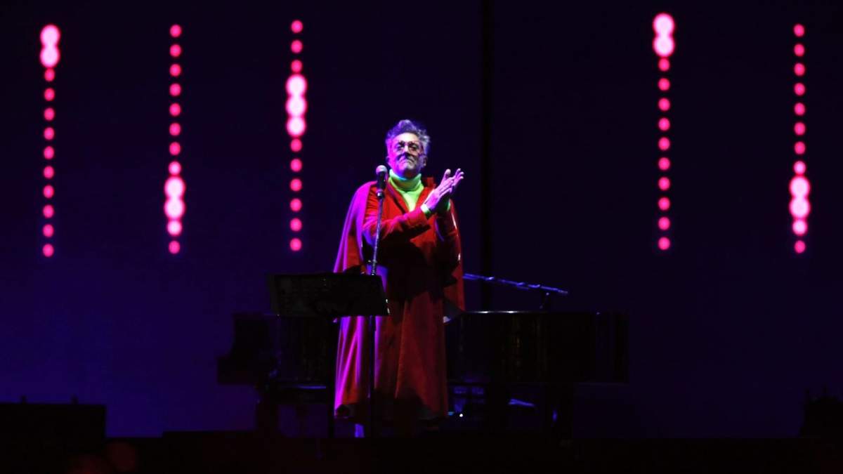 Fito Páez, rock argentino que hizo vibrar a 80 mil almas en el Zócalo