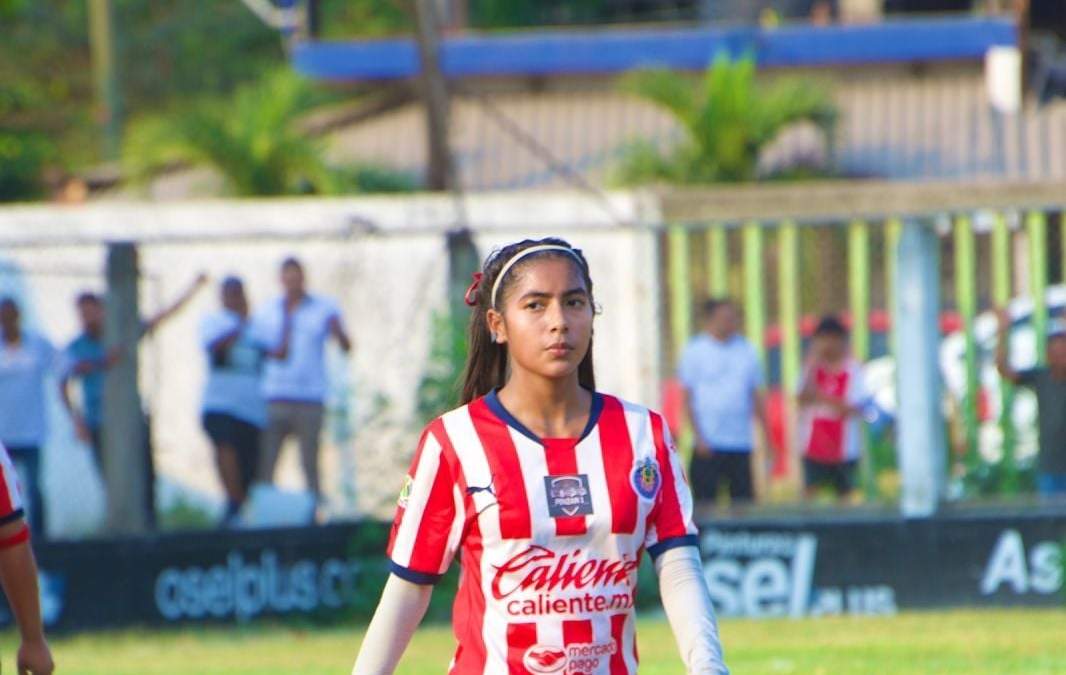 Atziri Galeana, de 15 años, falleció en pleno partido de futbol en Michoacán