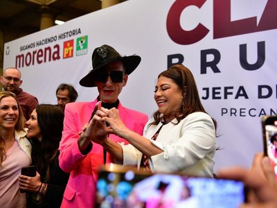 Edy Smol será vocero de la precampaña de Clara Brugada; los tunden en redes