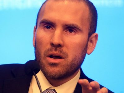 Presupuesto: Guzmán se reunió con su equipo para definir el futuro de la economía nacional