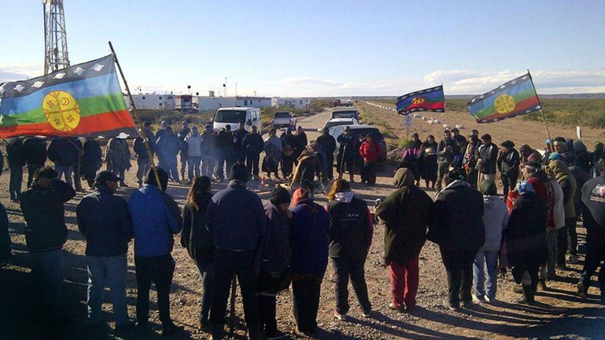 Miembros de la Comunidad Mapuche. Fuente:(Twitter)