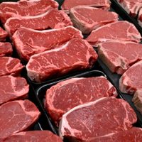 El Gobierno acordó que los precios accesibles de nueve cortes de carne se mantendrán hasta diciembre