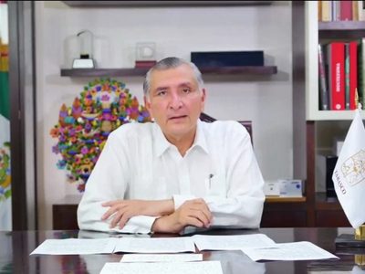 Adán Augusto denuncia una 'mafia” en CFE que daña a Tabasco con inundaciones