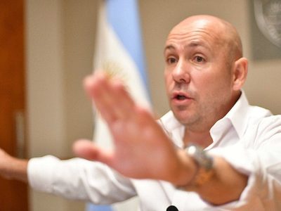 El intendente de Puerto Madryn habló sobre el turismo, censo y el anuncio de Aerolíneas Argentinas
