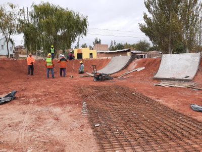 Continúan los trabajos en la obra del Parque La Familia en Neuquén capital