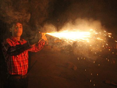 Sedema pide no quemar cohetes en fin de año para evitar contingencia ambiental