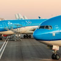 Atrapados en la pista: demoran a pasajeros provenientes de Sudáfrica en Ámsterdam