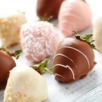 Bombones de frutilla y chocolate con matcha: prepará esta receta para paladares exigentes y baja en calorías