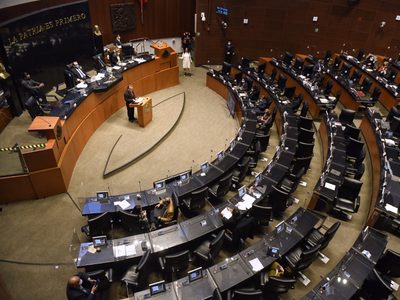 Senado aprueba el proyecto para expedir la Ley General de Educación Superior