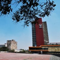 Profesores y alumnos de la UNAM piden diálogo público para discutir condiciones laborales