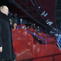 Putin defiende la invasión como la salvación de un "genocidio" durante un macroconcierto en Moscú