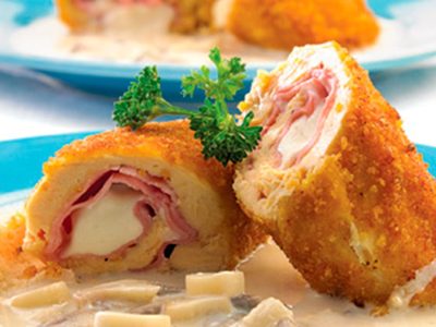 Rollitos de pollo con jamón y queso: facilísimos de hacer para picotear en tu próxima juntada con amigos